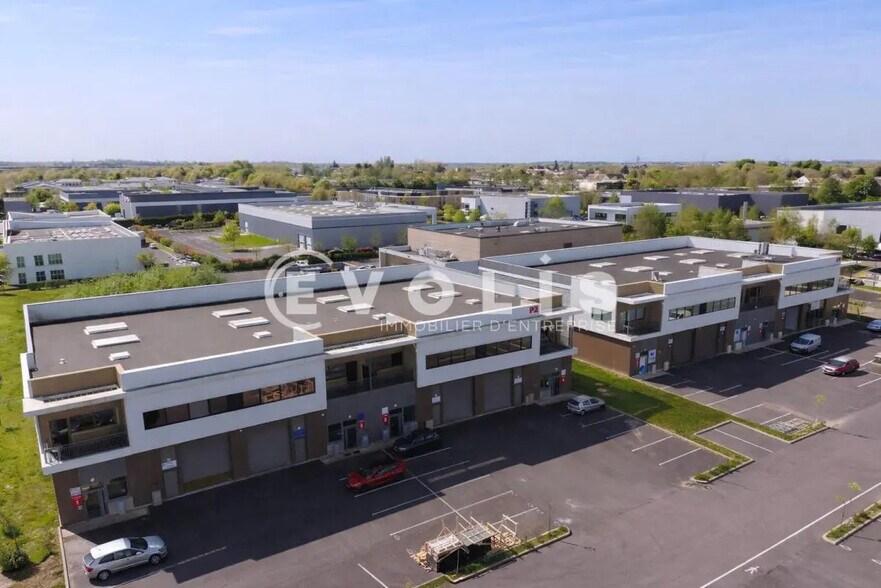 Bureau dans Bailly-Romainvilliers à louer - Photo de l’immeuble – Image 1 sur 10