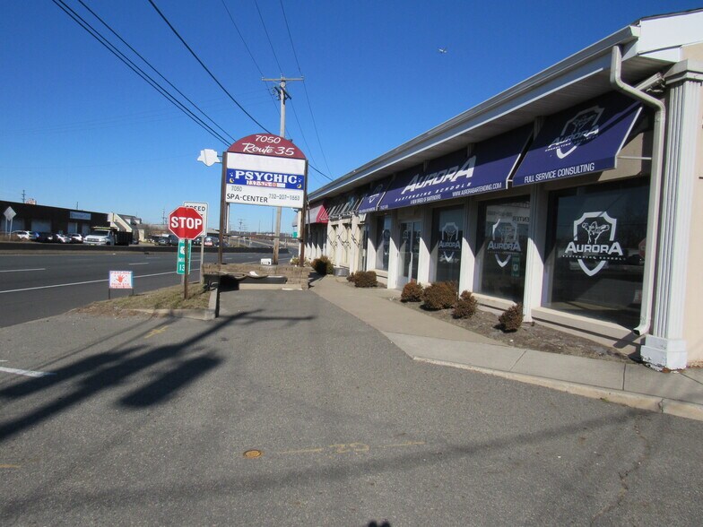 7050 Highway 35, South Amboy, NJ à louer - Photo de l’immeuble – Image 3 sur 34