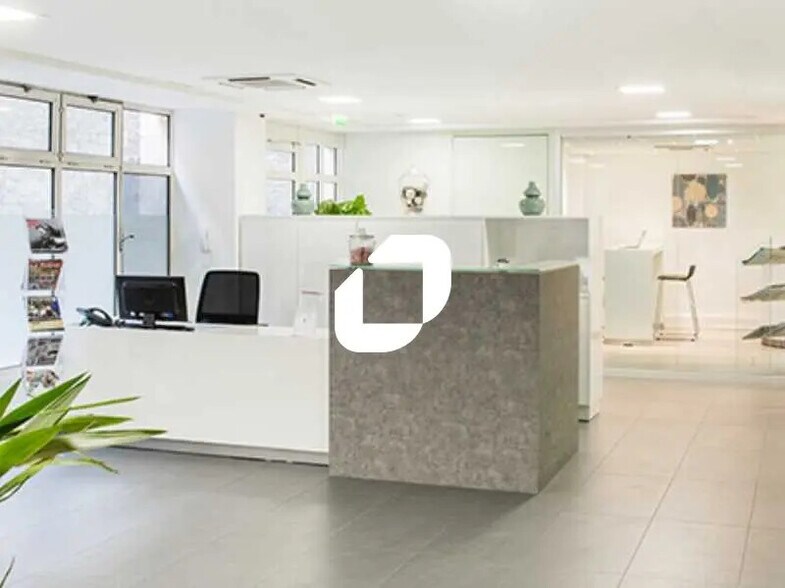 Bureau dans Paris à louer - Photo de l’immeuble – Image 2 sur 9