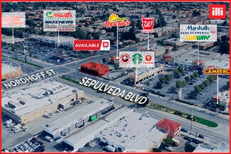 Plus de détails pour 15350 Nordhoff St, North Hills, CA - Local commercial à louer