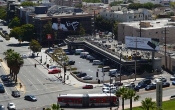 11058-11086 Santa Monica Blvd, Los Angeles, CA - VUE AÉRIENNE  vue de carte