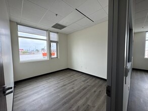 1411 S Garfield Ave, Alhambra, CA à louer Photo intérieure– Image 2 sur 2