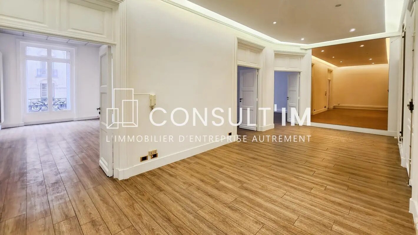 Bureau dans Paris à louer Photo de l’immeuble– Image 1 sur 9