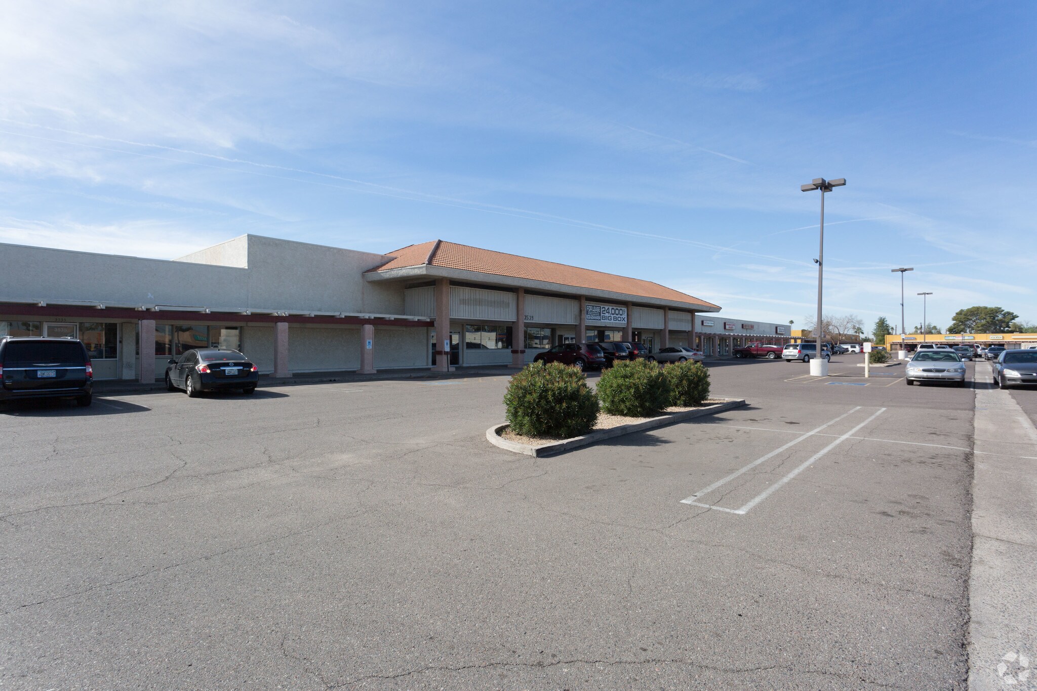 3515-3559 W Northern Ave, Phoenix, AZ à louer Photo principale– Image 1 sur 35
