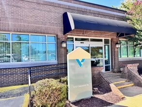 5310 Valley Park Dr, Roanoke, VA à louer Photo intérieure– Image 2 sur 4