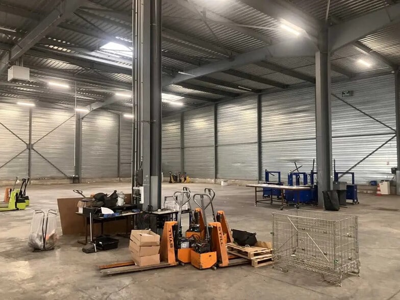 7 Rue De L'Industrie, Villeparisis à louer - Photo de l’immeuble – Image 1 sur 13
