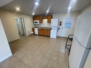 1259 Morena Blvd, San Diego, CA à louer Photo de l’immeuble– Image 2 sur 18