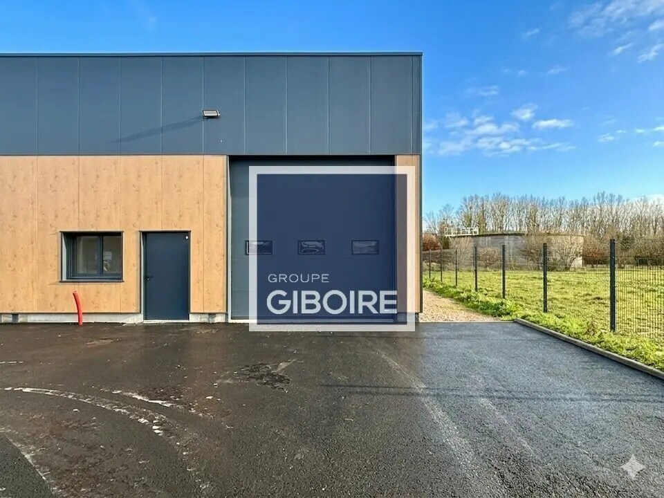 Industriel/Logistique dans Iffendic à louer Photo de l’immeuble– Image 1 sur 9