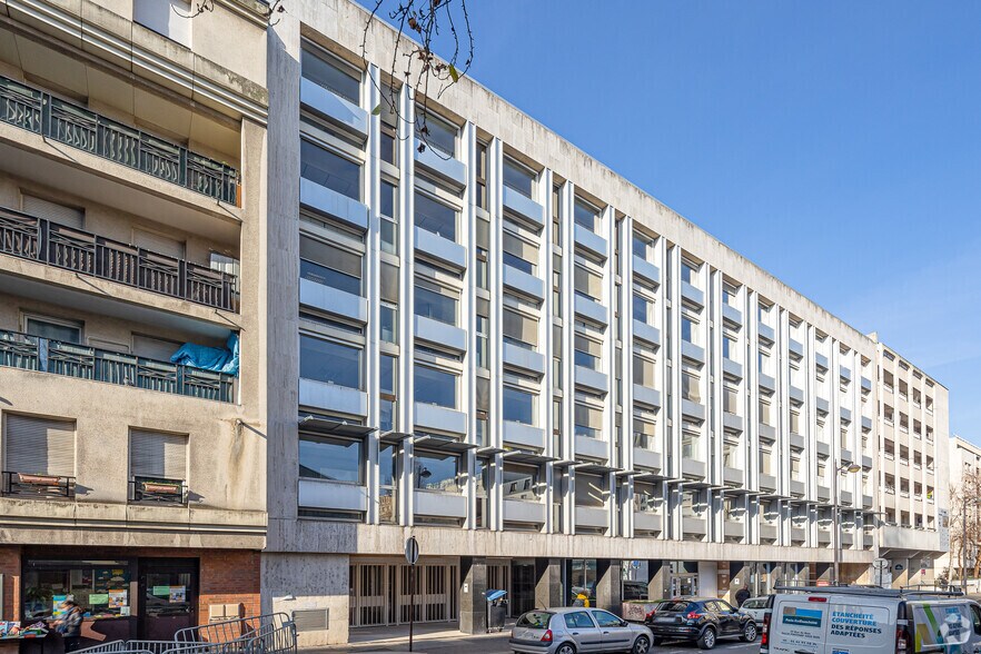 21 Rue Des Ardennes, Paris à louer - Photo de l’immeuble – Image 2 sur 3