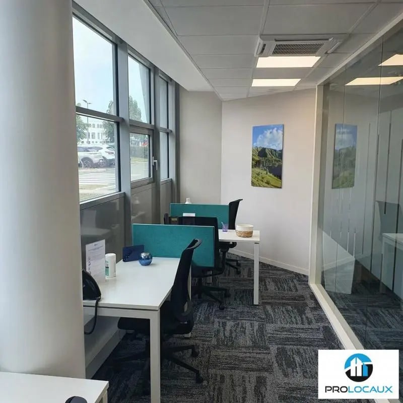 Espace de coworking dans Montbonnot-Saint-Martin à louer Photo de l’immeuble– Image 1 sur 8