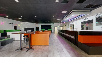 3402 Hwy 6, Houston, TX à louer Numérisation 3D Matterport– Image 1 sur 4
