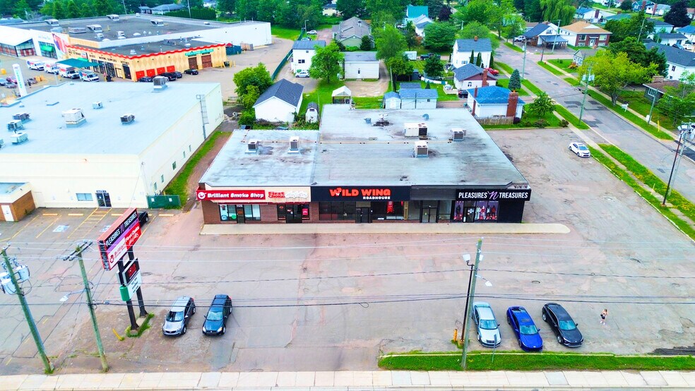 1126-1134 Mountain Rd, Moncton, NB à louer - Photo de l’immeuble – Image 3 sur 5