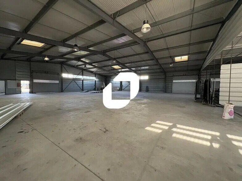 Bureau dans Artigues-près-Bordeaux à louer - Photo intérieure – Image 2 sur 12