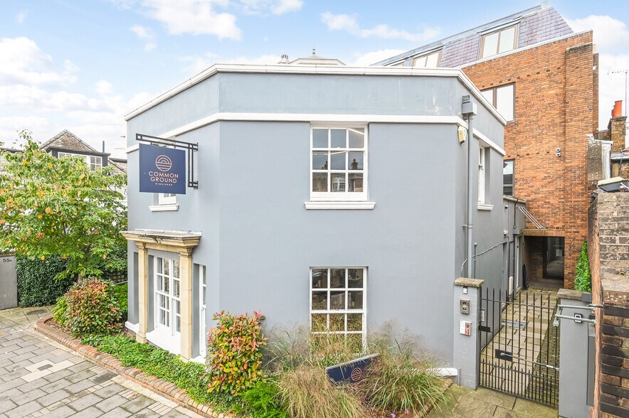 55A High St, Londres à louer - Photo de l’immeuble – Image 1 sur 9