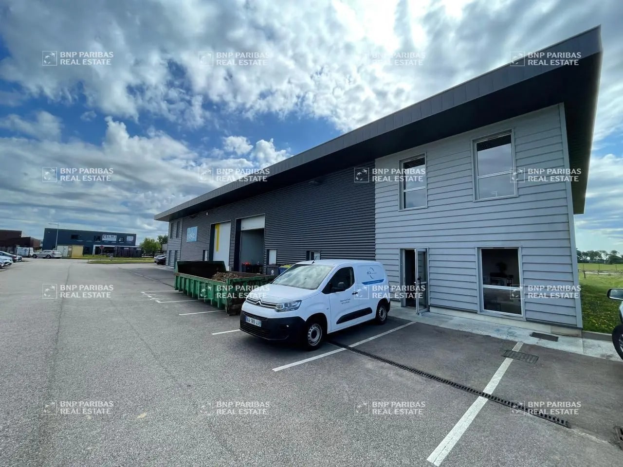 Local d’activités dans Boos à louer Photo principale– Image 1 sur 14