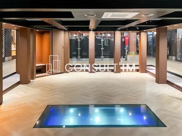 Local commercial dans Paris à louer - Photo de l’immeuble – Image 2 sur 5