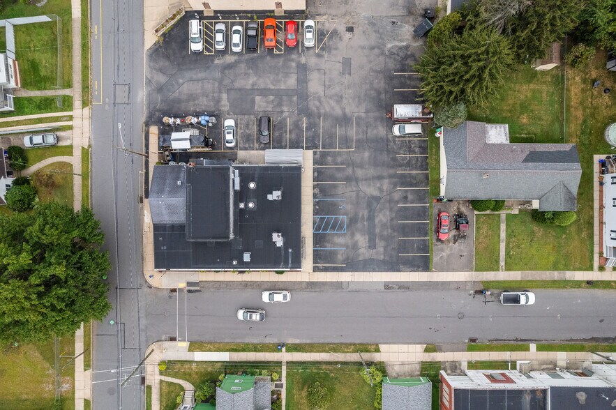 245 Owen St, Swoyersville, PA à vendre - Photo de l’immeuble – Image 2 sur 59