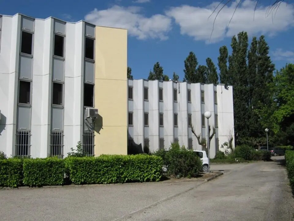 Bureau dans Avignon à louer Photo de l’immeuble– Image 1 sur 7