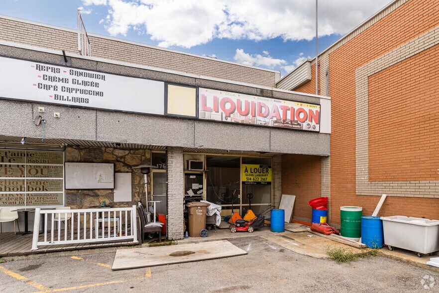 1734-1762 des Laurentides, Laval, QC à vendre - Photo de l’immeuble – Image 3 sur 8