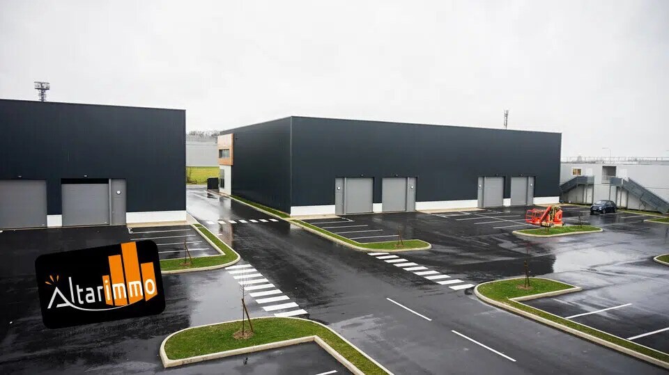 Local d’activités dans Gellainville à louer - Photo de l’immeuble – Image 3 sur 9