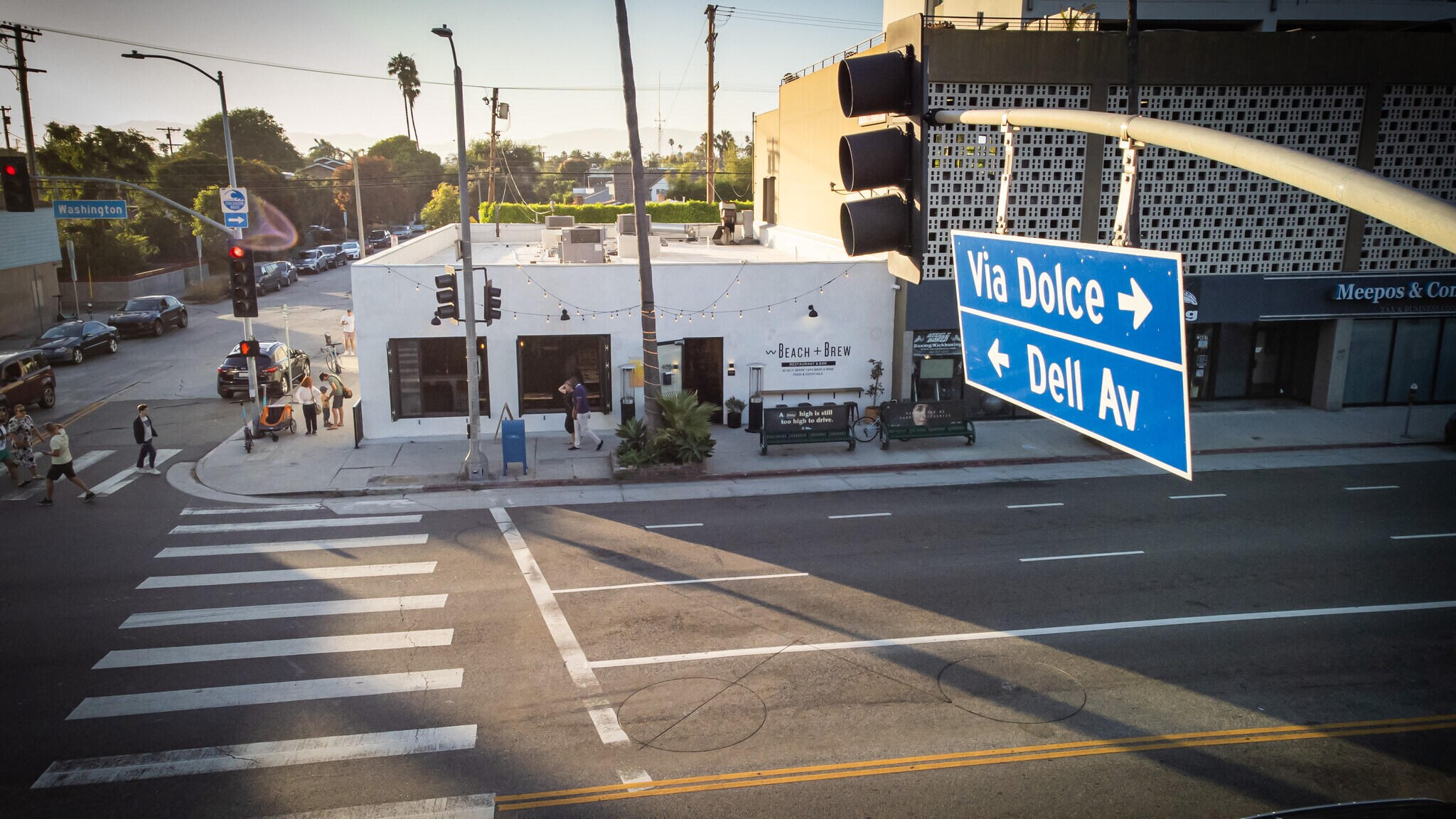 405 Washington Blvd, Marina Del Rey, CA à louer Photo de l’immeuble– Image 1 sur 8