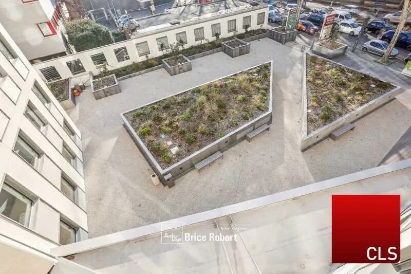 Bureau dans Villeurbanne à louer - Photo de l’immeuble – Image 3 sur 22