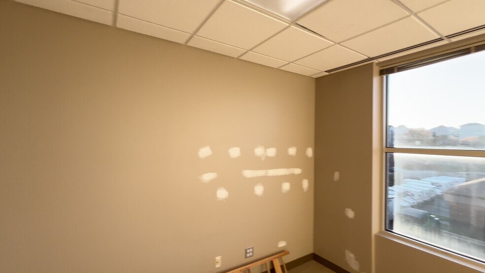 0S050 Winfield Rd, Winfield, IL à louer - Vidéo sur l’annonce professionnelle – Image 2 sur 25