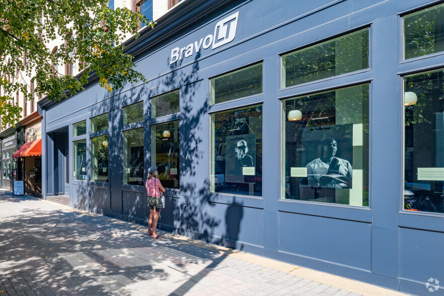 40 Monroe Center St NW, Grand Rapids, MI à louer - Photo de l’immeuble – Image 3 sur 6