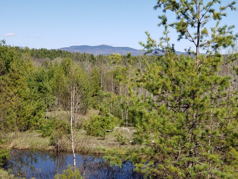 453 Lovejoy Brook Rd, Enfield, NH à vendre - Aérien – Image 2 sur 3