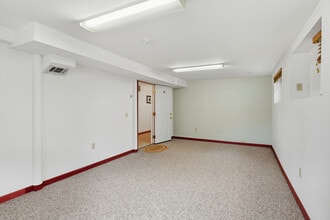 131 Main St, Hatfield, MA à louer Photo intérieure– Image 2 sur 2