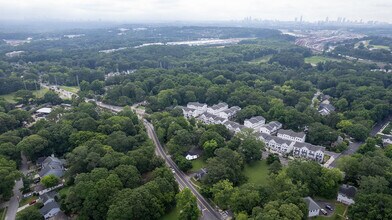 2115 Bolton Rd NW, Atlanta, GA - VUE AÉRIENNE  vue de carte
