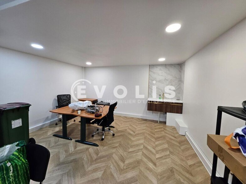 Bureau dans Montrouge à louer - Photo de l’immeuble – Image 3 sur 10
