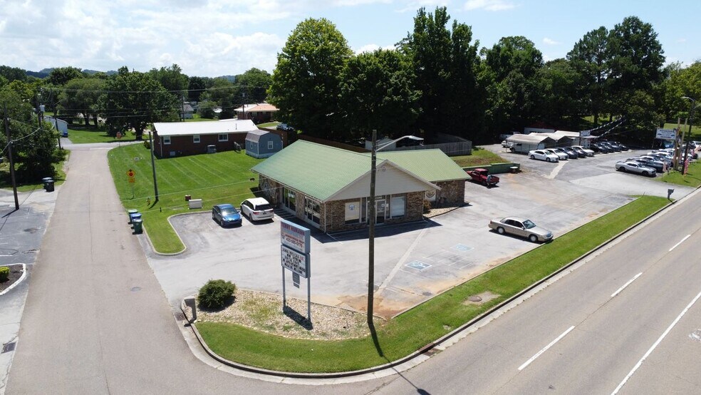 2024 E Andrew Johnson Hwy, Morristown, TN à louer - Photo de l’immeuble – Image 2 sur 9