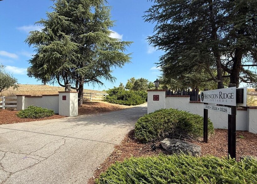 3520 Creston Rd, Paso Robles, CA à vendre - Photo de l’immeuble – Image 3 sur 8