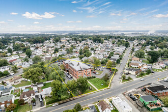 720 King Georges Post Rd, Fords, NJ - VUE AÉRIENNE  vue de carte - Image1