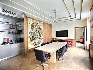 Plus de détails pour 32 Bis Rue De Lubeck, Paris - Bureau à louer