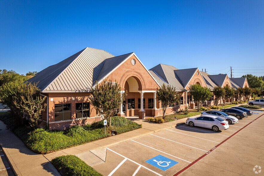 2205-2225 Williams Trace Blvd, Sugar Land, TX à louer - Photo principale – Image 1 sur 7