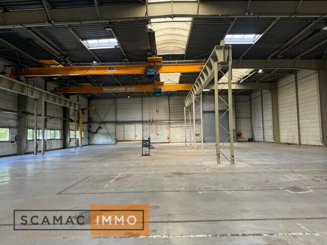 Plus de détails pour Bureau, Industriel/Logistique à louer