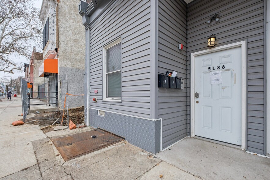 5136 Walnut St, Philadelphia, PA à vendre - Photo de l’immeuble – Image 2 sur 10