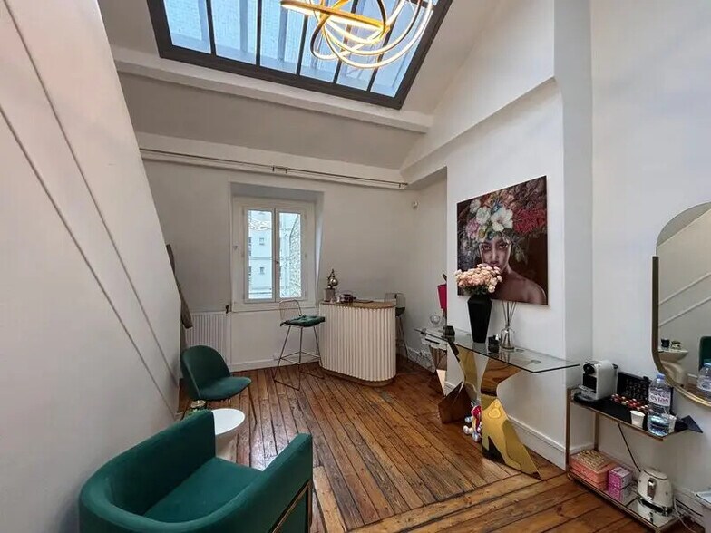 Bureau dans Neuilly-sur-Seine à louer - Photo intérieure – Image 3 sur 4