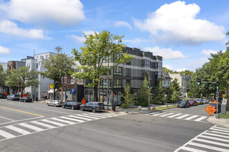 4422-4424 Georgia Ave NW, Washington, DC à louer Photo de l’immeuble– Image 1 sur 13