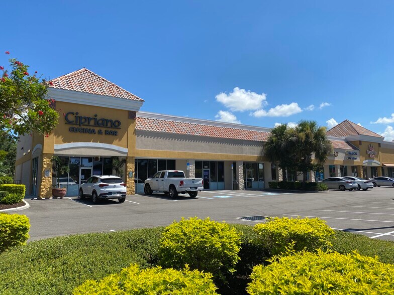 3517-3561 53rd Ave W, Bradenton, FL à louer - Photo de l’immeuble – Image 3 sur 4