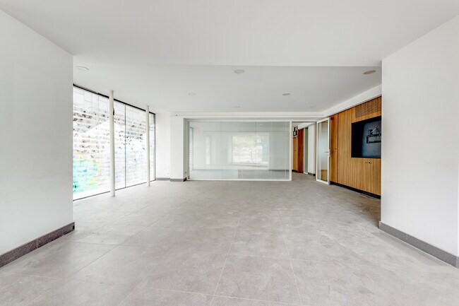 Plus de détails pour 14 Boulevard De La Bastille, Paris - Logement à vendre