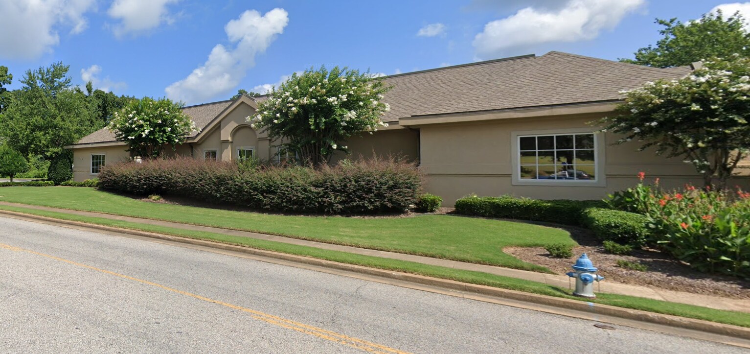 9 Physicians Dr, Jackson, TN à louer Photo principale– Image 1 sur 2