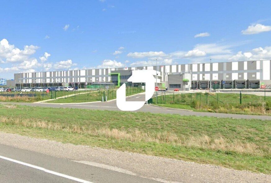 Industriel/Logistique dans Andrézieux-Bouthéon à louer - Photo de l’immeuble – Image 2 sur 10