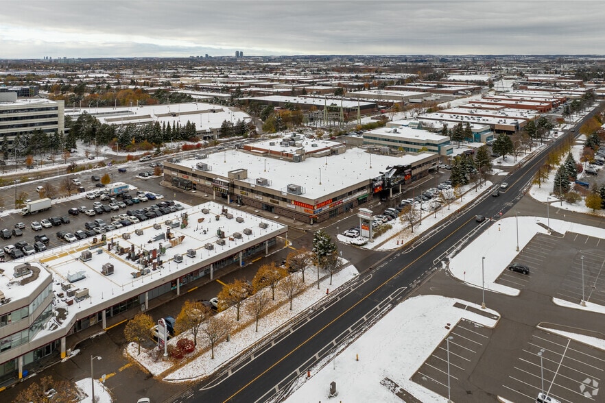 398 Ferrier St, Markham, ON à louer - Aérien – Image 2 sur 2