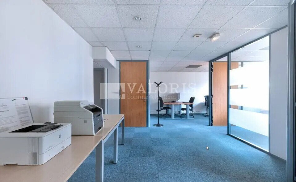 Bureau dans Lyon à vendre - Photo de l’immeuble – Image 2 sur 6