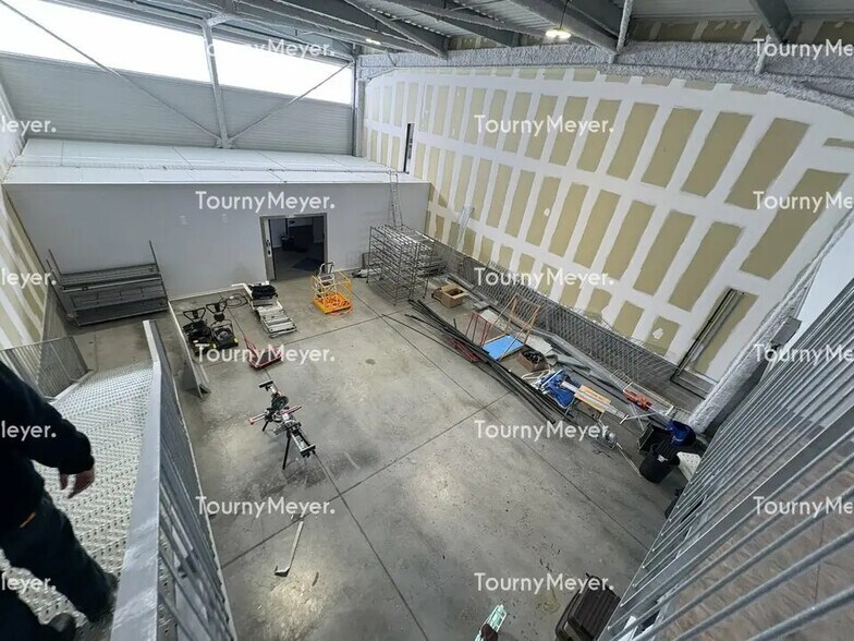 Local d’activités dans Escalquens à louer - Photo intérieure – Image 2 sur 12