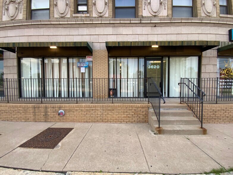 3640 Natural Bridge Ave, Saint Louis, MO à louer - Photo de l’immeuble – Image 2 sur 9