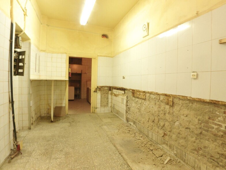 Immeuble residentiel dans Madrid, Madrid à vendre - Photo intérieure – Image 2 sur 6